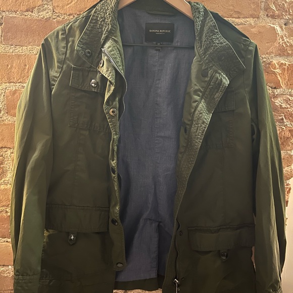 Banana Republic waxed green field jacket. Gently worn, belt not included. Sz XS - Picture 9 of 9